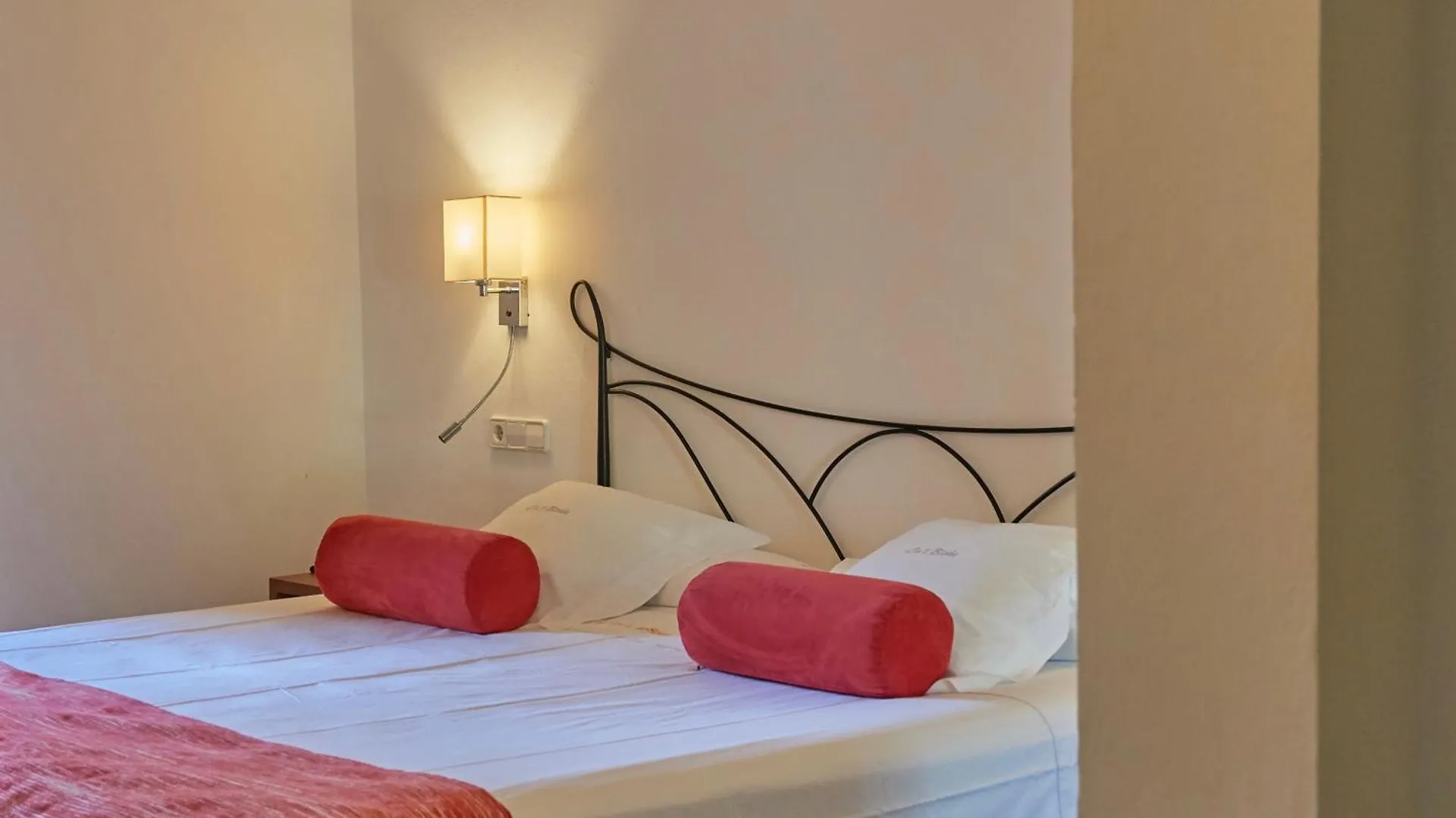Hotel Ca'L Bisbe Сольер